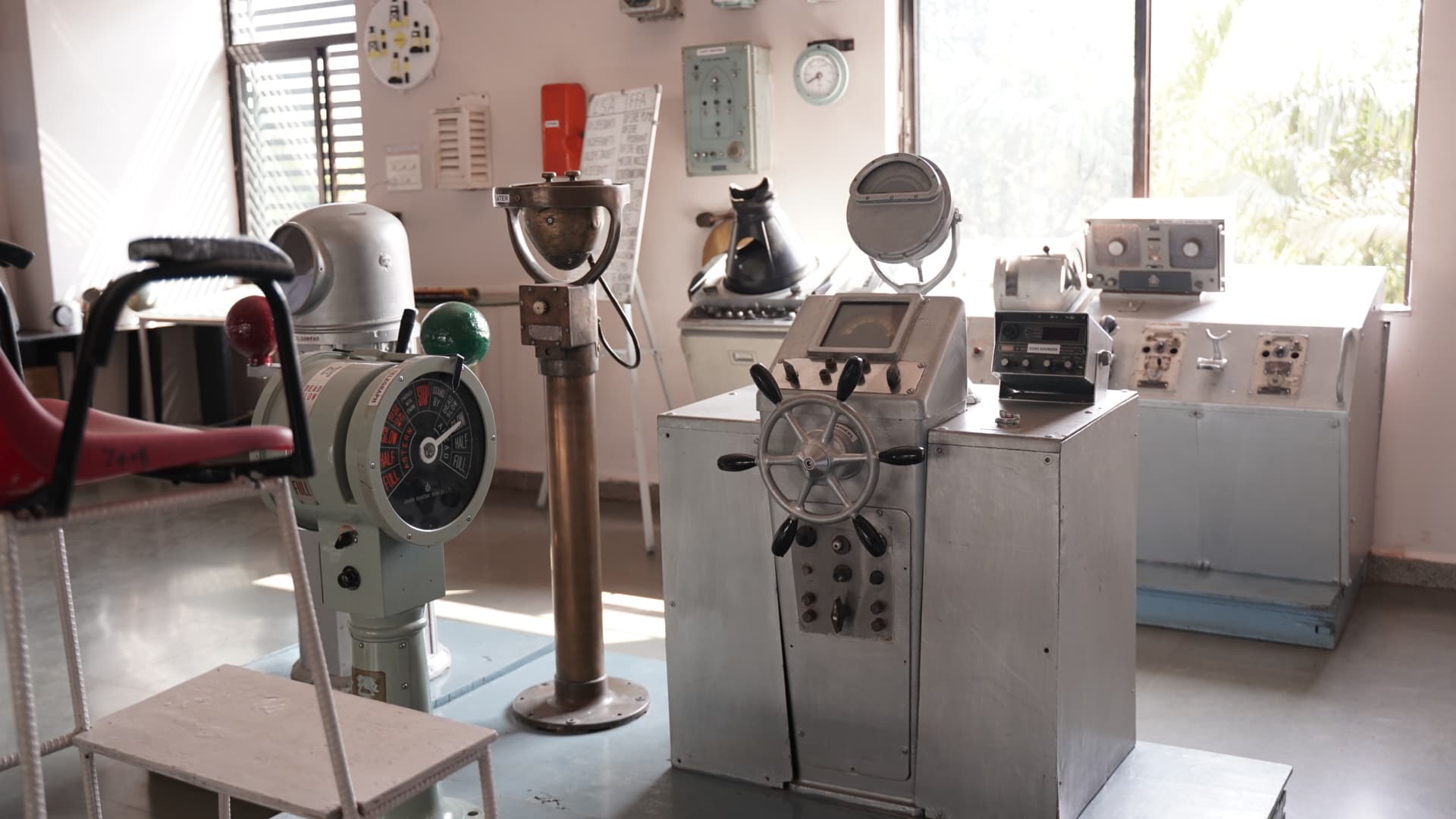 Workshop navigation equipment