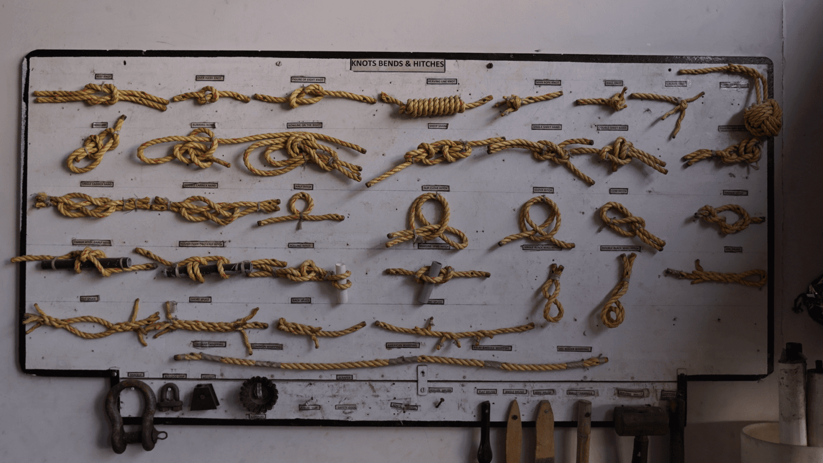 Workshop rope knots and hitches