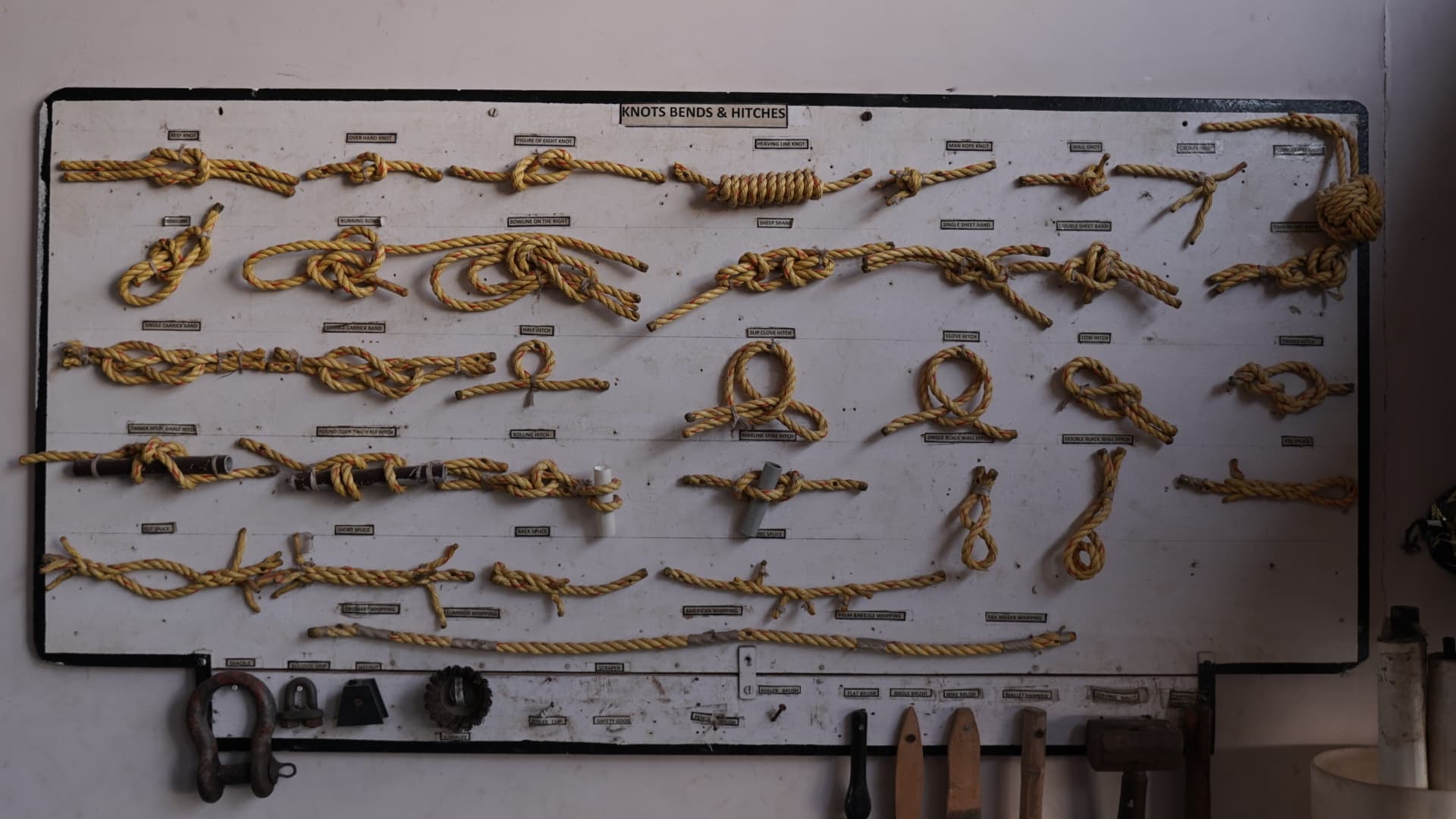 Workshop rope knots and hitches